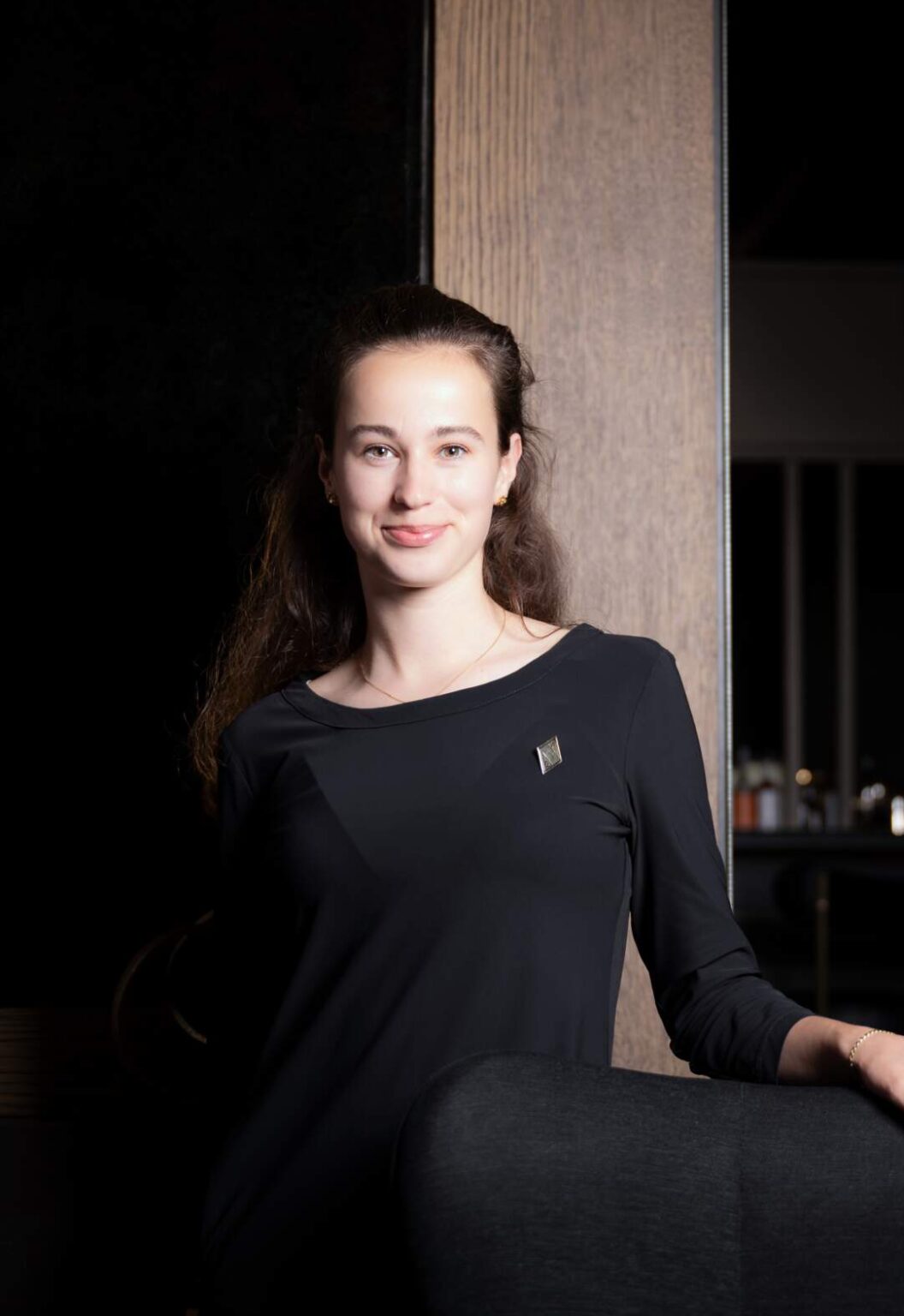 Lea, Host at Founders Bar